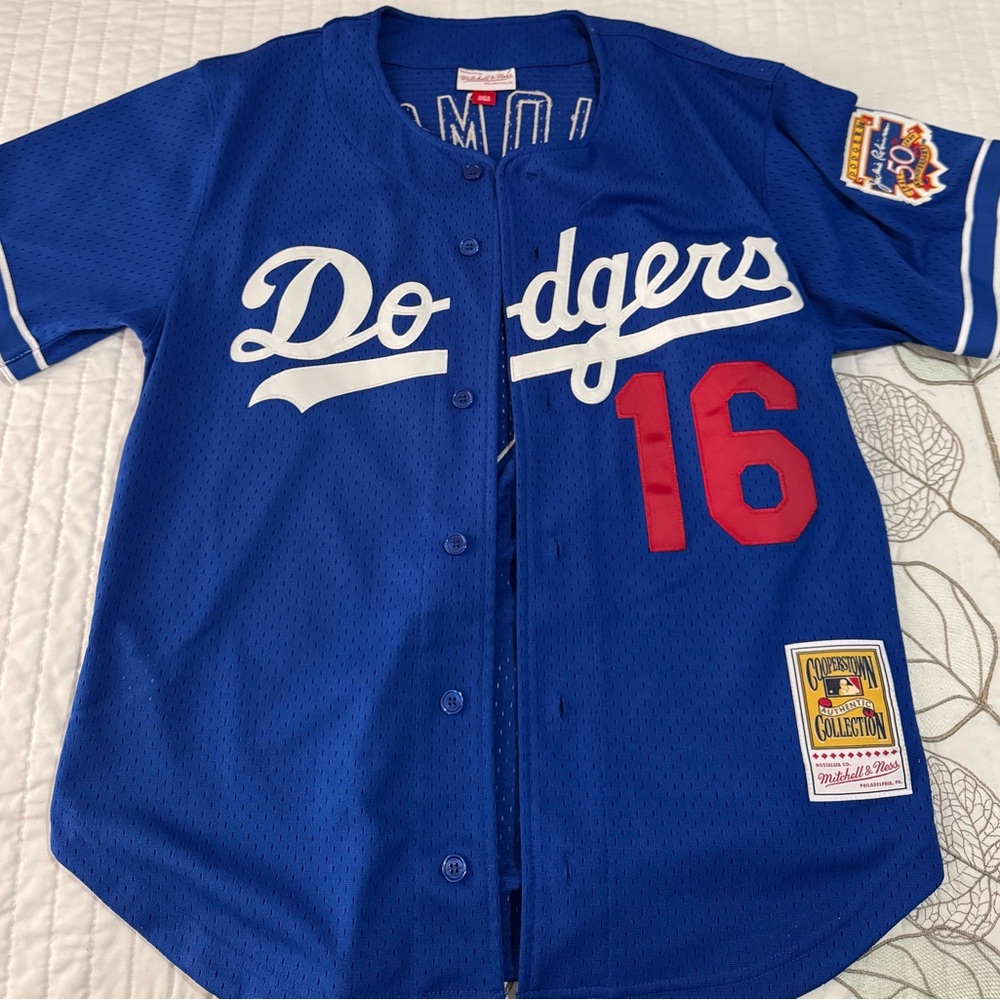 Dodgers baseball jersey